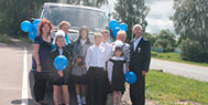 Губернатор Смоленской области передал автобус «Соболь БИЗНЕС» многодетной семье